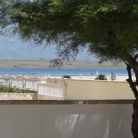 In With Sea View, Loggia, Air Conditioning, Wi-fi Apartmán *